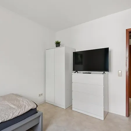 Monteurswohnung Mit Balkon *