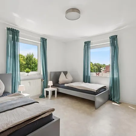 Apartment Monteurswohnung Mit Balkon *