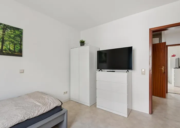 Monteurswohnung Mit Balkon *